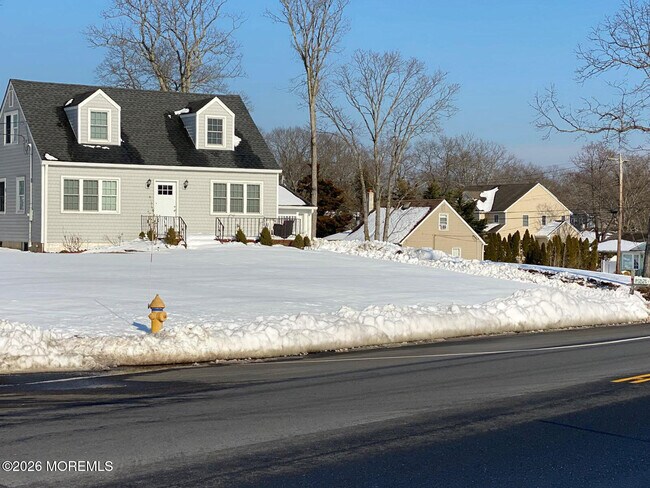 Building Photo - 307 Herbertsville Rd