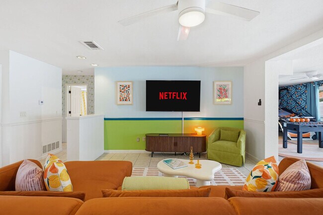 Foto del edificio - 12453 138th St N