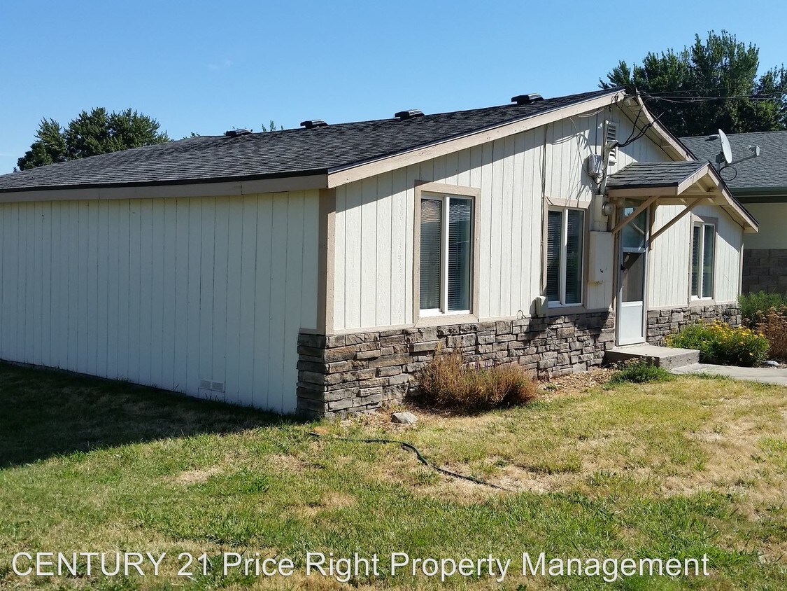 Primary Photo - 723 Linden Ave