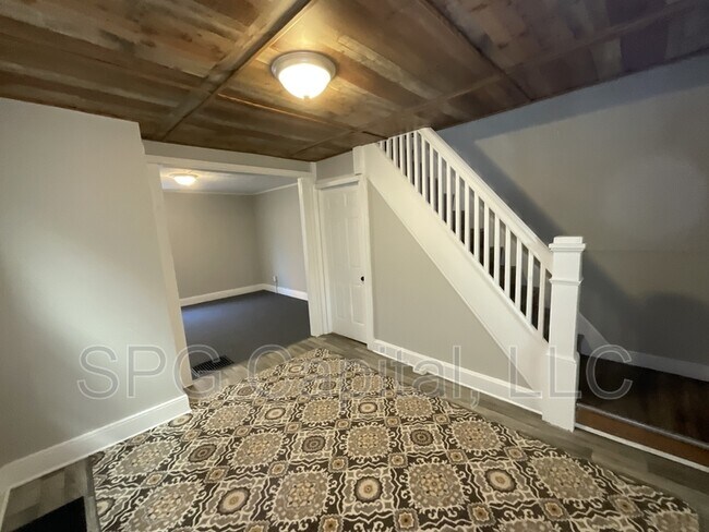 Foto del edificio - 32 N 2nd St