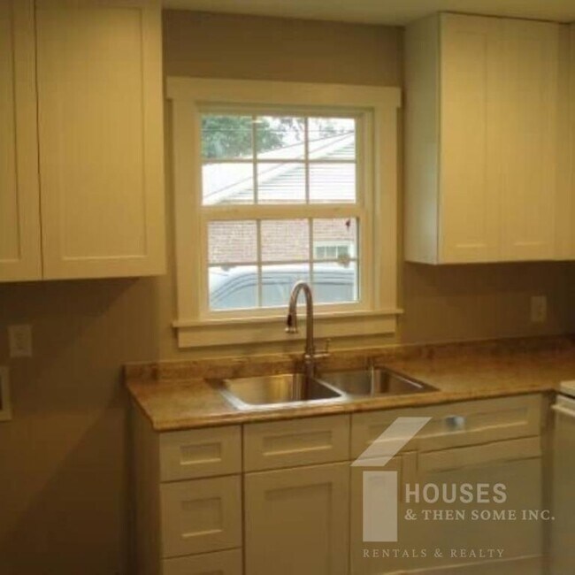 Foto del edificio - 257 Dogwood Club Rd