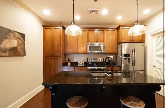 Newly Renovated! Music Row Gated Condo - Newly Renovated! Music Row Gated Condo