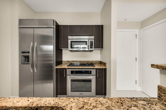 Building Photo - 550 Okeechobee Blvd