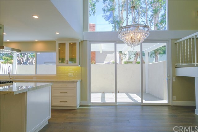 Building Photo - 450 Vista Trucha