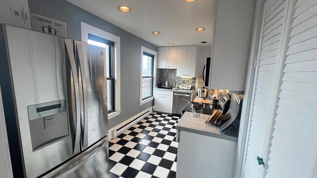 Foto del edificio - 845 Beacon St