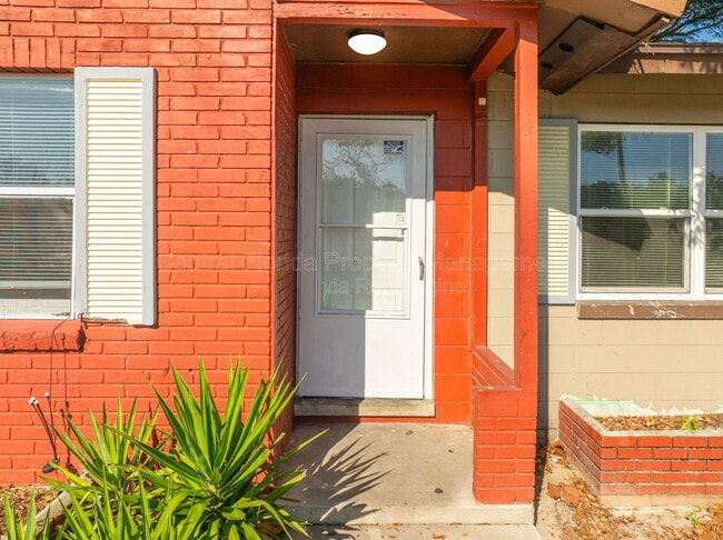 Foto del edificio - 21 E Celeste St