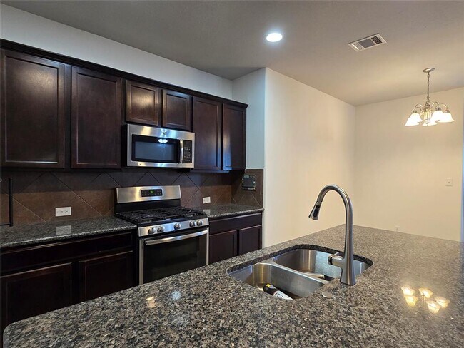 Building Photo - 6717 Brindisi Pl