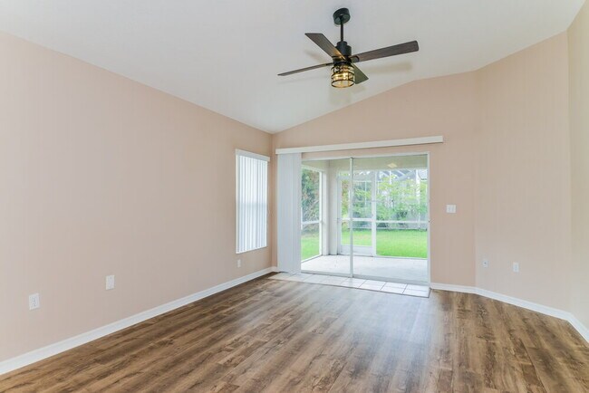 Building Photo - 12134 Winding Woods Way