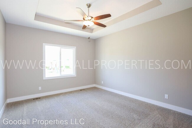 Building Photo - 4 br, 3 bath House - 16656 Wilden Dr