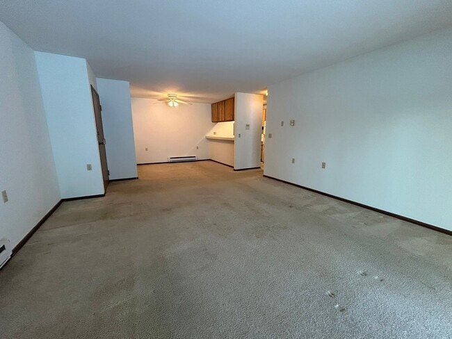 Building Photo - SHI RENTAL