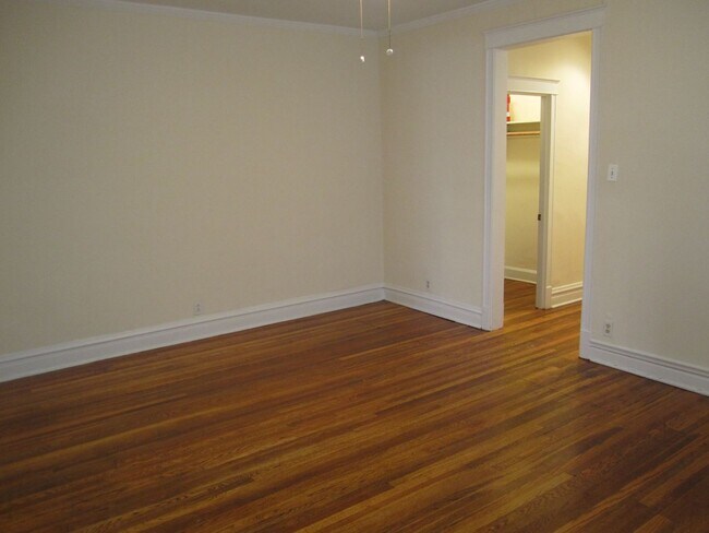 Foto del interior - 5440-42 N Winthrop Ave