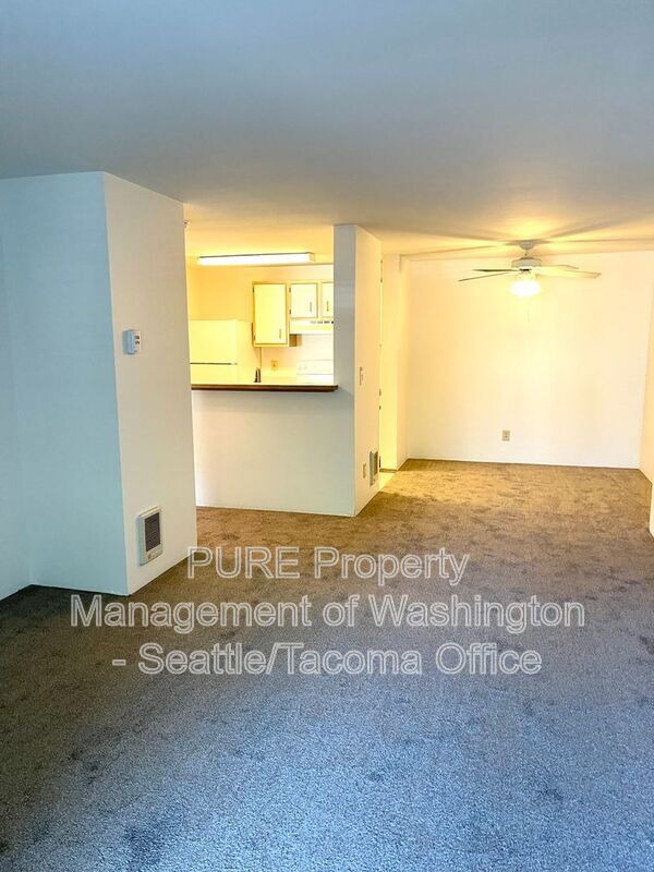 Building Photo - 975 Aberdeen Ave NE