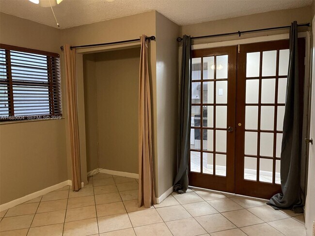 Foto del edificio - 1250 Lincoln Rd