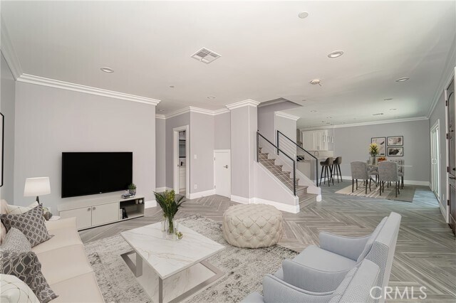 Foto del edificio - 4861 Farquhar St
