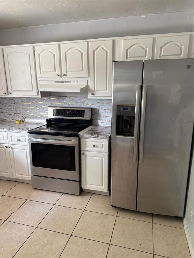 Foto del edificio - 1710 SW 97th Terrace