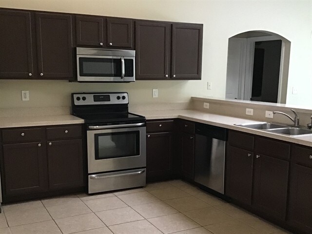 Foto del edificio - 1913 SW Mackenzie Street