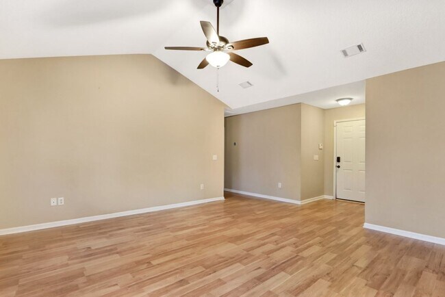 Building Photo - 3bd 2ba HOME FOR RENT!