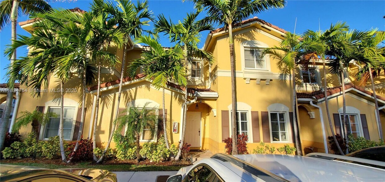 Primary Photo - 8432 NW 107th Ct