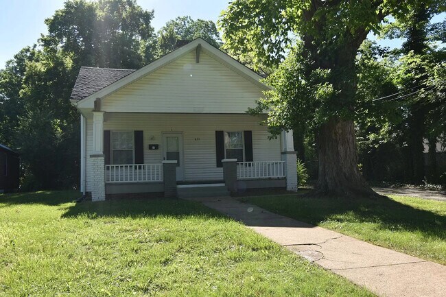 Building Photo - 631 Greenwood Ave