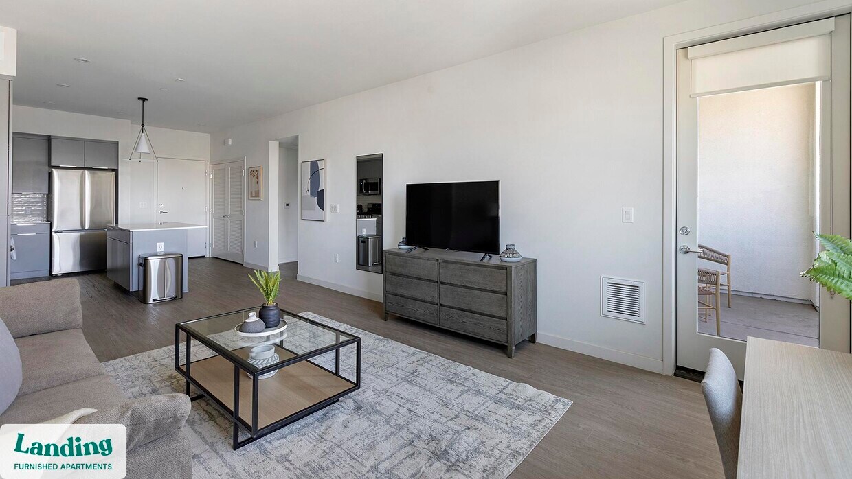 Foto principal - 9235 W Russell Rd