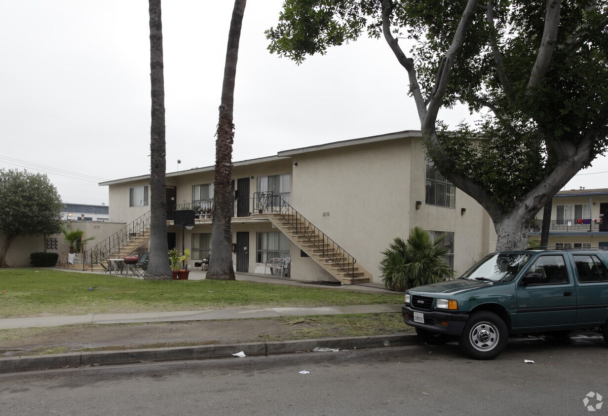 618 N Pauline St, Anaheim, CA 92805 Apartments in Anaheim, CA