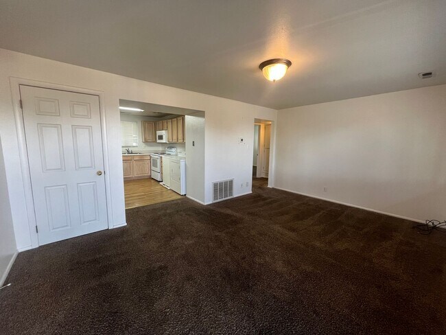 Foto del edificio - Lovely 2 Bedroom Apartment in Provo
