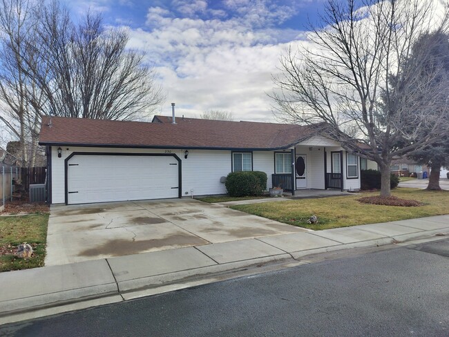 Building Photo - 230 War Eagle Dr