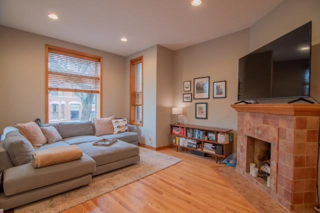 Foto del edificio - 2 bedroom in CHICAGO IL 60614