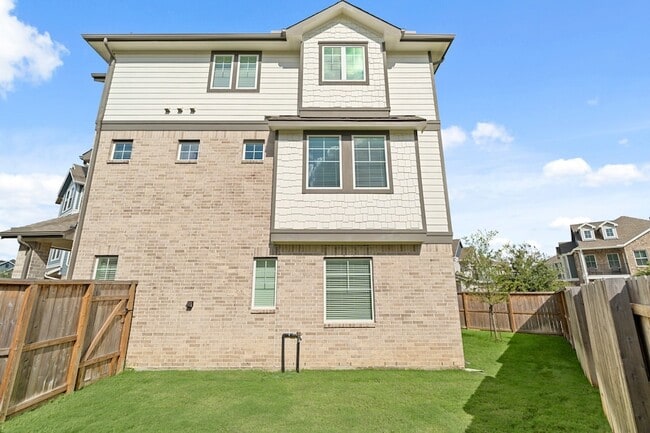 Foto del edificio - 7626 Redbud Orch Rd