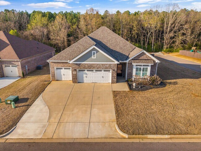Foto del edificio - 14855 Willow Rose Ln