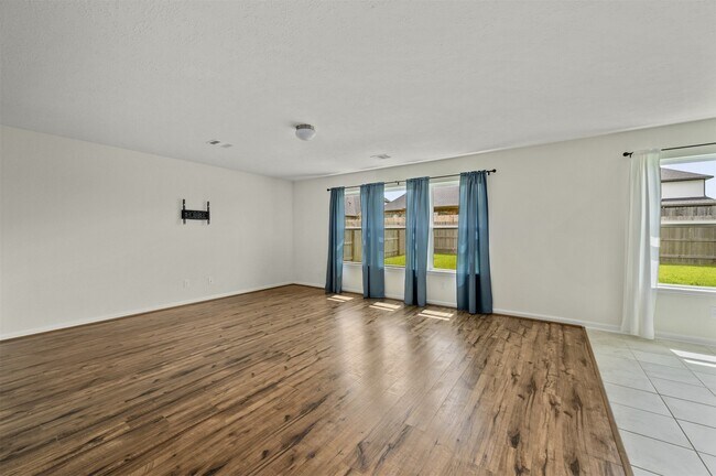 Foto del edificio - 1522 Wheatley Hill Ln