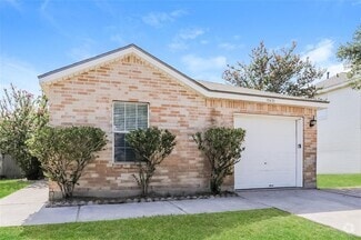 Building Photo - 15631 Donnet Ln