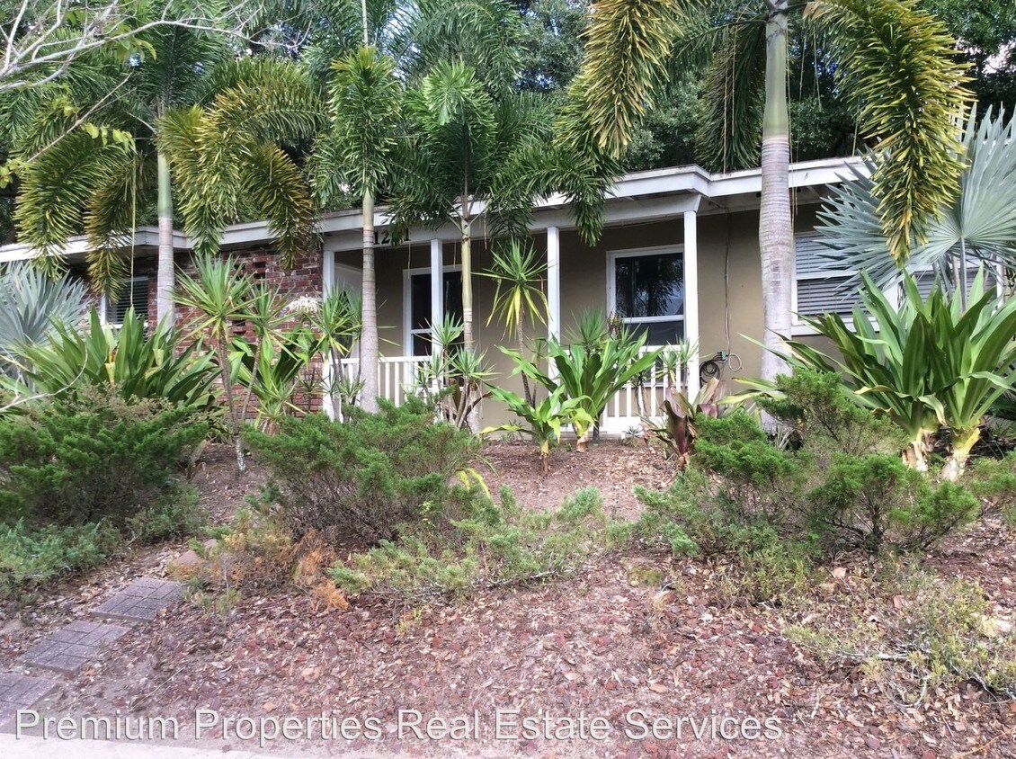Primary Photo - 1201 Briercliff Dr