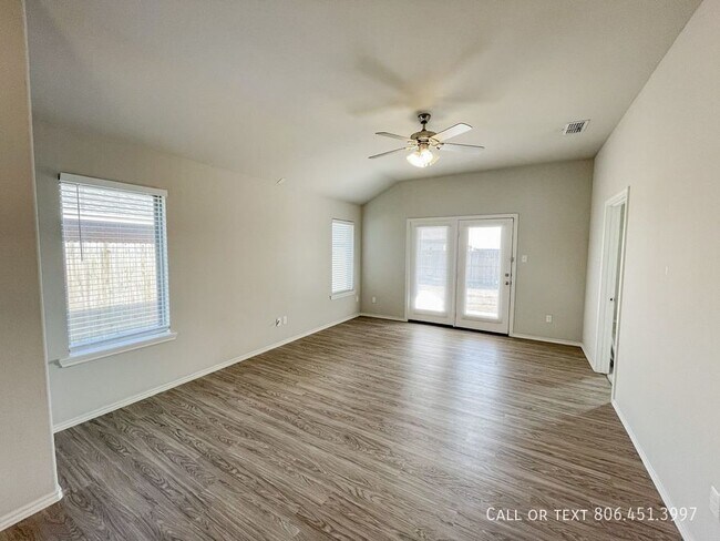 Foto del edificio - 1725 102nd St