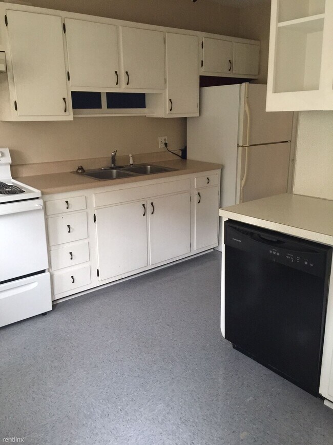 Foto del edificio - 4 br, 2 bath House - 1700 Walker Ave