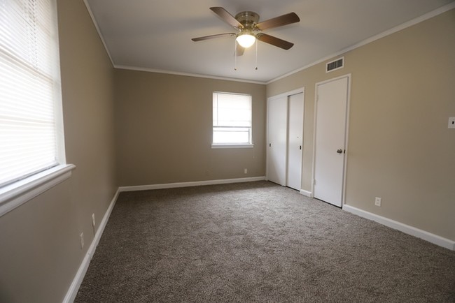 Building Photo - 3634 Cloverdale Rd, Montgomery, AL 36111