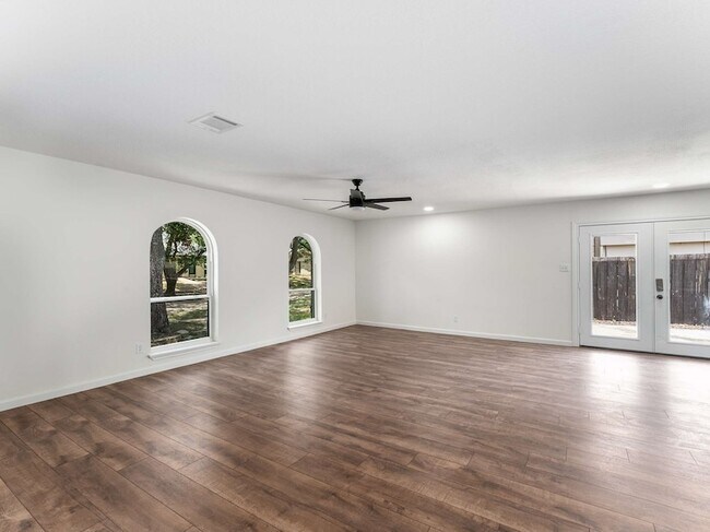 Foto del edificio - 1824 Arundel Dr