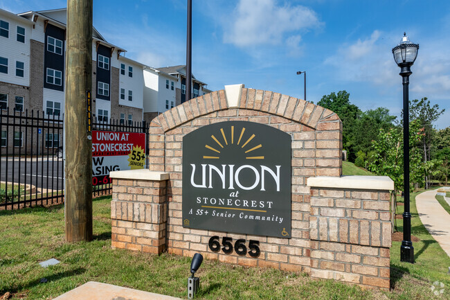 Sign - Union at Stonecrest