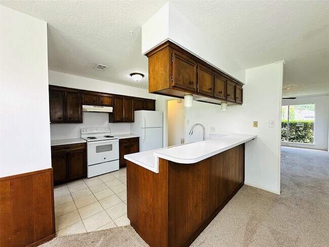 Foto del edificio - 1011 Mccall Ave