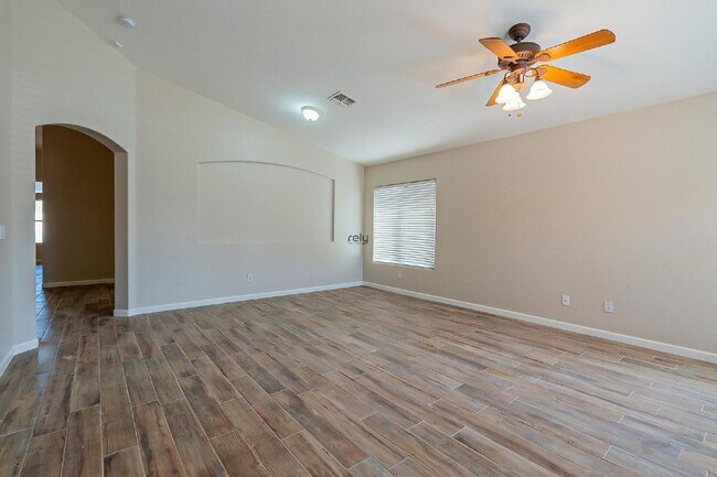Building Photo - 11570 W Yuma St