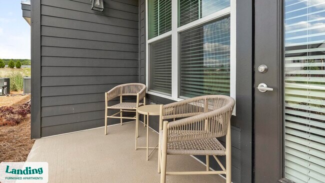 Foto del edificio - 393 Johns Rd NW