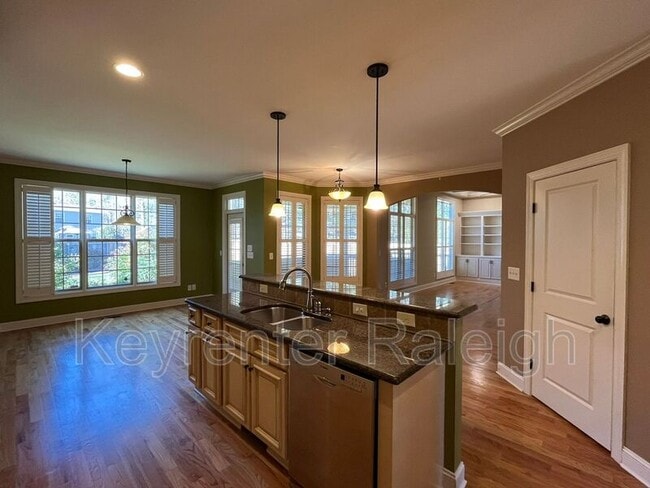 Building Photo - 6507 Glendower Rd