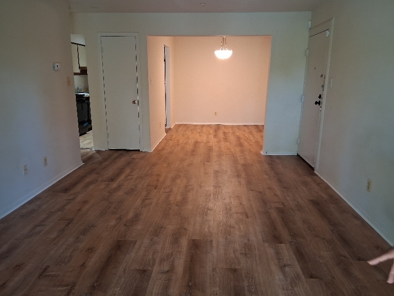 Photo - 7911 Badenloch Way (Gaithersburg, MD)