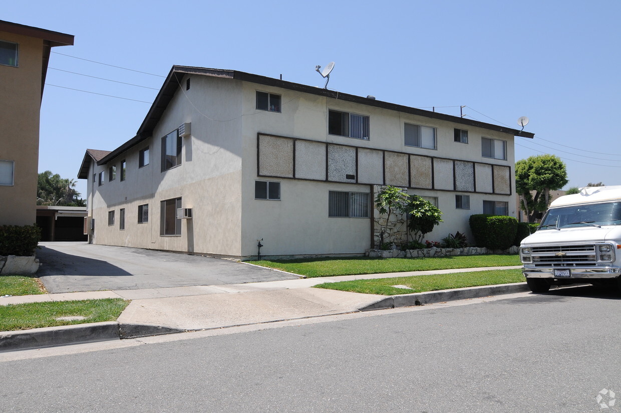 Foto del edificio - La Cadena II Apartments
