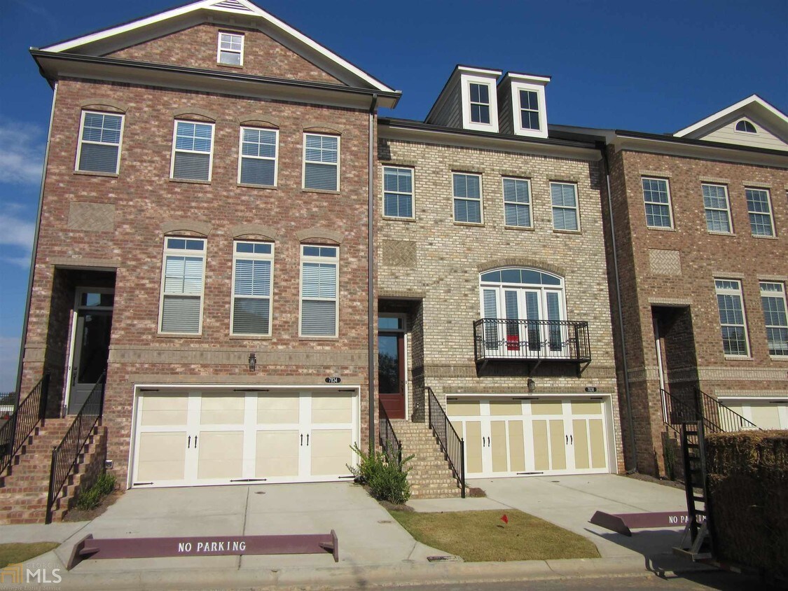 Primary Photo - 7838 Laurel Crest Dr