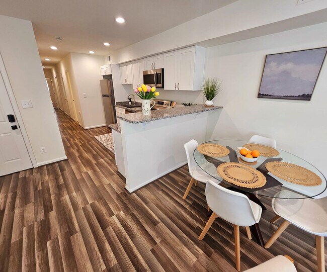 Foto del edificio - 2439 18th St NW