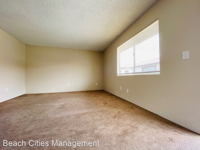 Building Photo - 13932 Coteau Dr