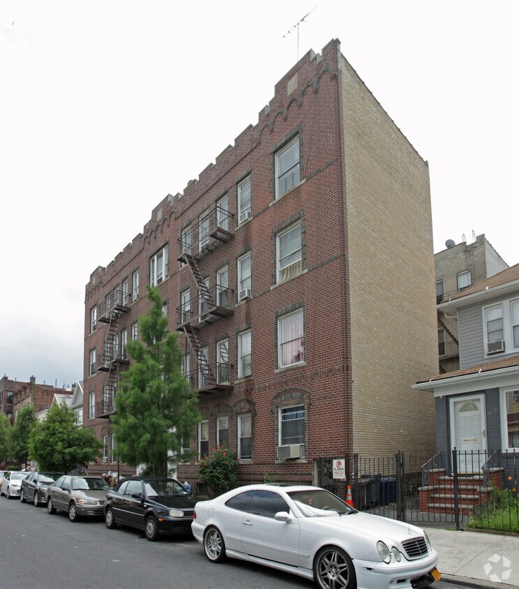 Building Photo - 336 E 31st St