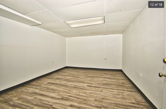 Building Photo - 410 Lovell St