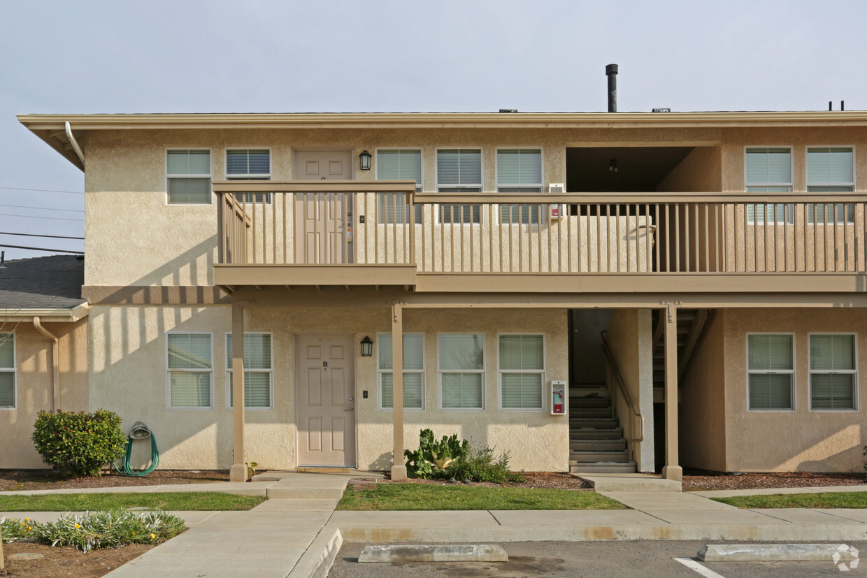 Building Photo - Hanford Apartments